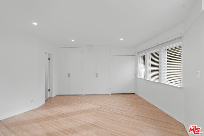 Photo - 11619 Francis Pl