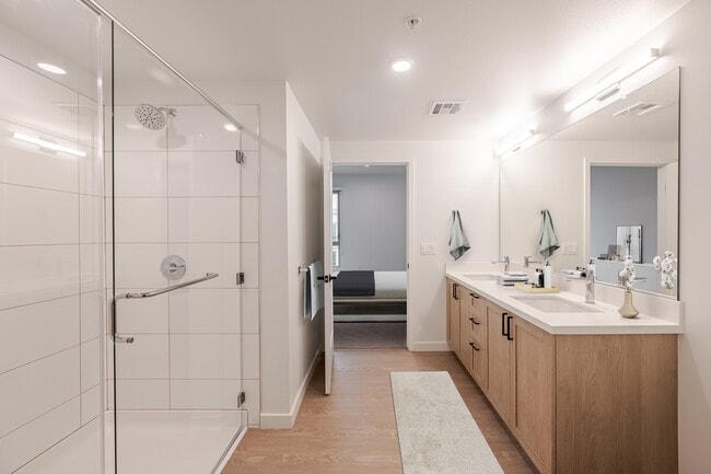 Photo - Village at Montclair