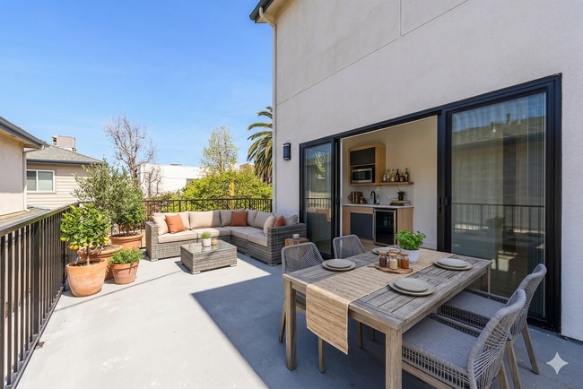 Photo - 1954 Purdue Ave Unit 1956