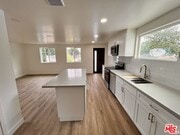 Photo - 498 E 52nd St