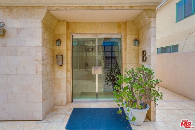 Photo - 8610 Chalmers Dr Unit 101