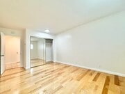 Photo - 834 W 2nd St Apartment Unit 3