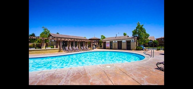 Photo - 1608 Gazebo Ln