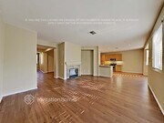 Photo - 928 Glendora Dr House