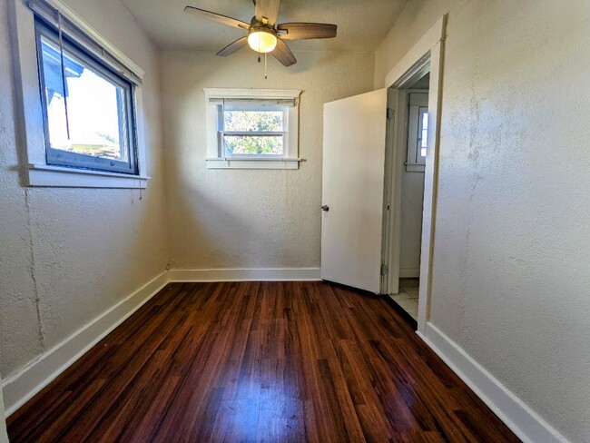 Photo - 517 24th St Unit 517