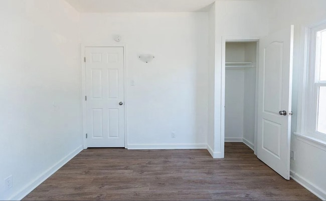 Photo - 1640 Gundry Ave