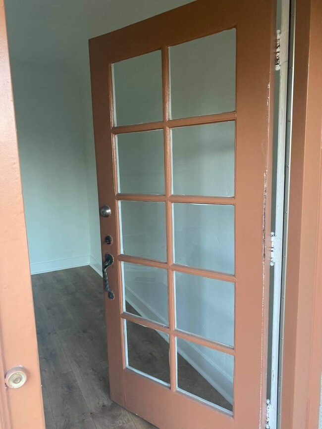 Photo - 4525 Avocado St