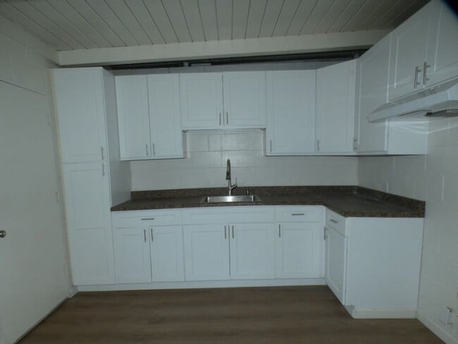 Photo - Clean and Bright 2 Bedroom 1 Bath Duplex Unit 1008A