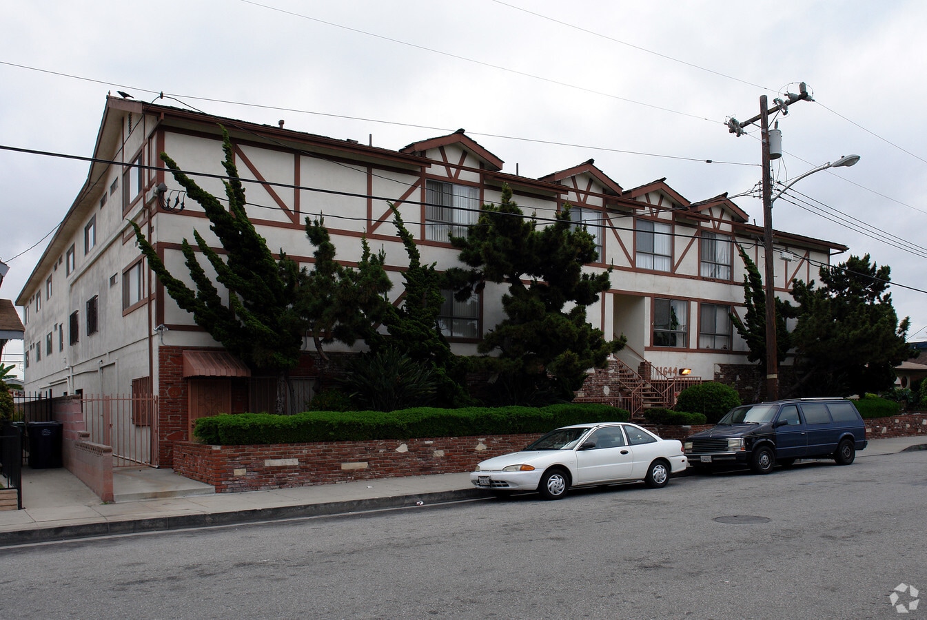 Photo - Crestridge Apartments