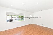 Photo - Rare Gated Orange Park Acres 3 Bedroom Property Featuring a Commercial Workshop & Studio