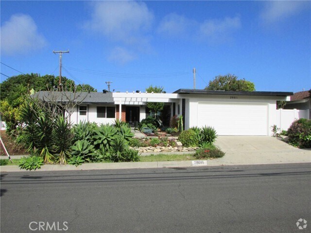 Building Photo - 28011 Indian Rock Dr Rental