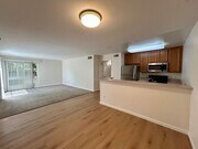 Photo - 2 Bed 2 Bath with Remodeled Bathrooms! Wat... Condo Unit 5