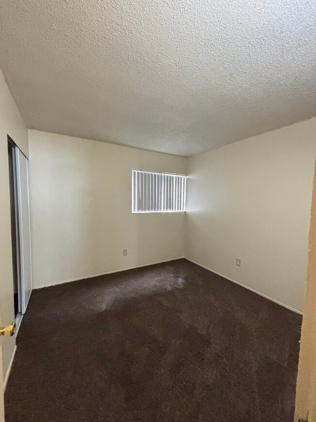 Photo - Island Gardens Apartments - Affordable