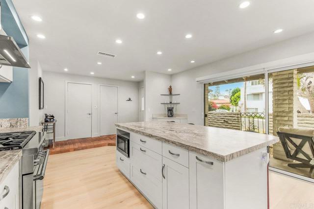 Photo - 2462 Lozana Rd