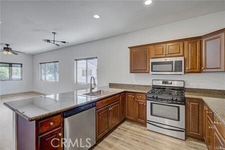 Photo - 1581 Tustin Ave