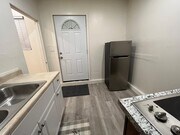Photo - 2645 Chadwell Ave Unit Studio