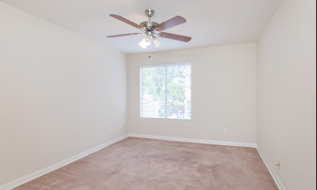 Photo - 21550 Burbank Blvd Unit #2nd floor