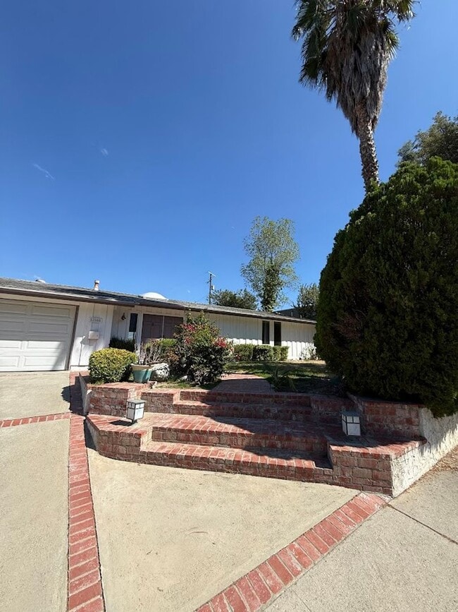 Photo - Gorgeous 3 Bedroom, 2 Bathroom, Granada Hi...