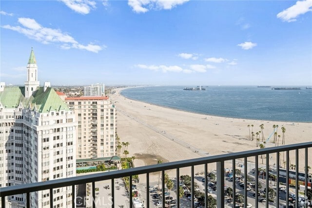 Building Photo - 700 E Ocean Blvd Unit 2804 Rental