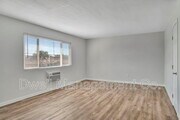 Photo - 805 N 3rd St Unit Apt 3