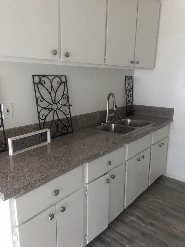 Floor Plan - Spacious 2 Bedroom 2 Bath