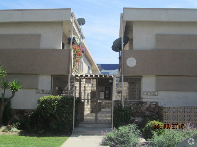 Building Photo - 4532 W 173rd St Rental