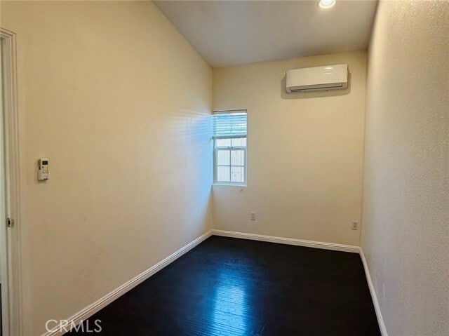 Photo - 1139 E Elma St
