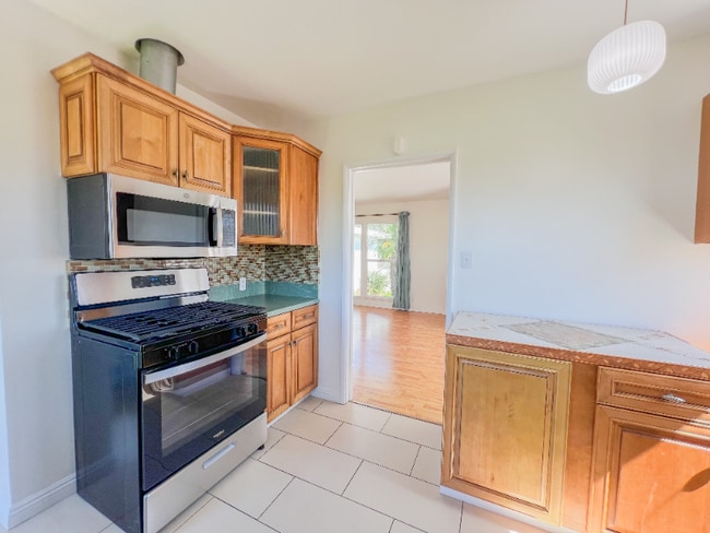 Photo - 1310 Curtis Ave