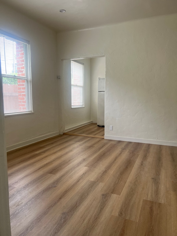 Photo - 1117 S Norton Ave Apartment