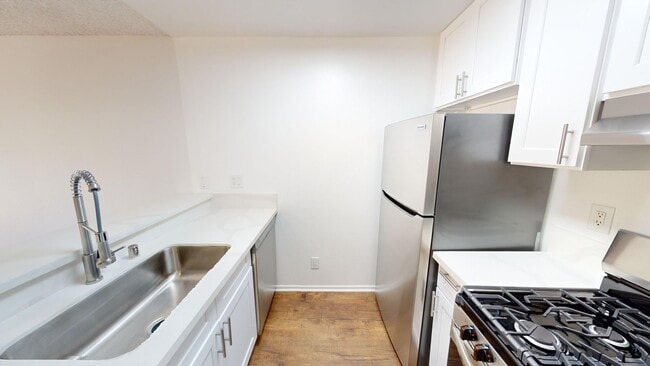 Photo - Regency Detroit Apartments