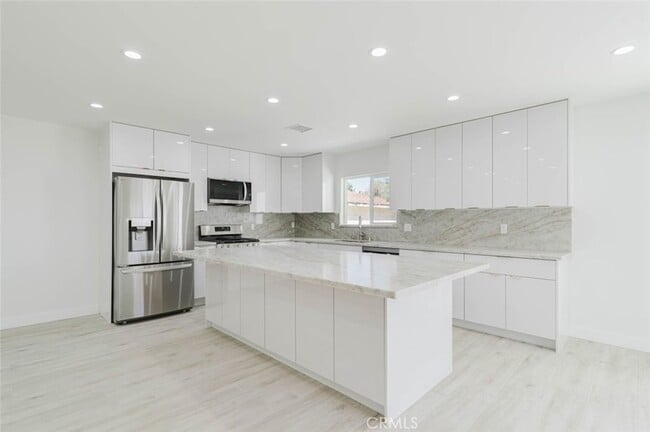 Photo - 8310 Canterbury Ave