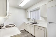 Photo - Beautiful 1 bedroom 1 Bath Unit Unit 359-4