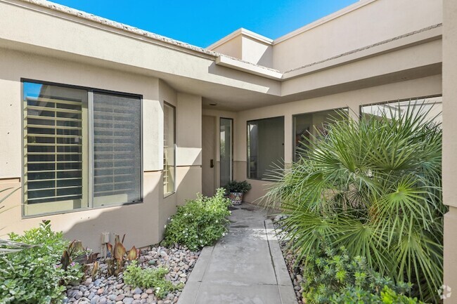 Building Photo - 80531 Pebble Beach Rental