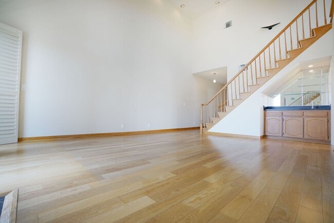 Photo - Sunlight Galore 2 Bed / 3Bath + Loft + Sun...