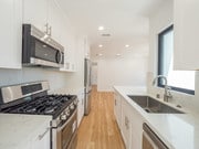 kitchen - 10618 Ayres Ave Unit Duplx