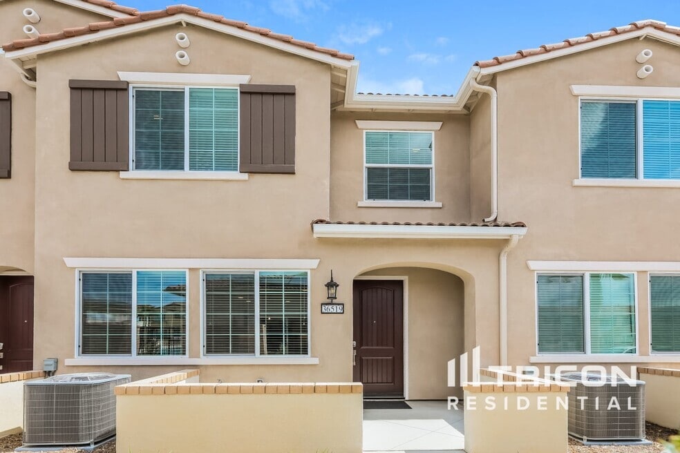 3D Tour - 36519 Hasta Wy Townhome