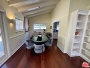 Photo - 1006 Las Pulgas Rd