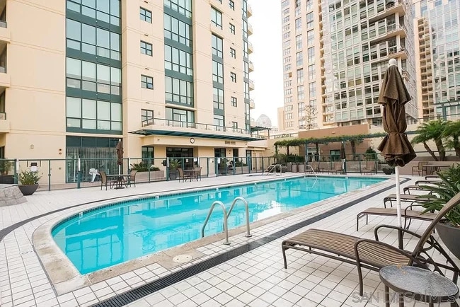 Photo - 555 Front St Unit Front St.