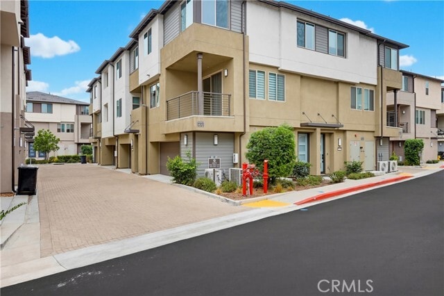 Photo - 1572 Lima Wy