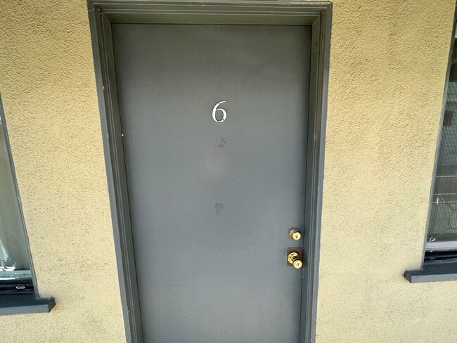 Photo - 3538 Keystone Av Unit 6