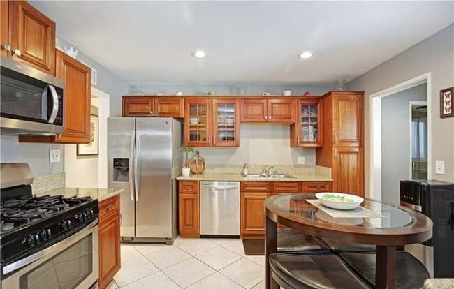 Photo - 223 N Kendor Dr