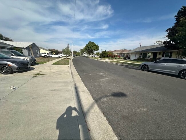 Photo - 13809 Actina Ave