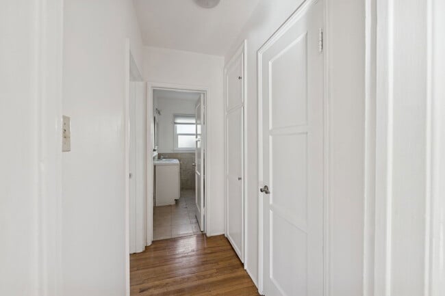 Photo - 1556 S Beverly Glen Blvd Unit 1556