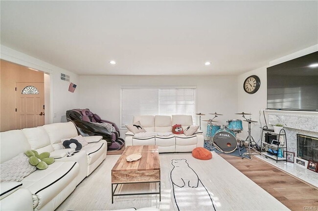 Photo - 10940 Topeka Dr