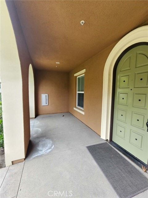 Photo - 732 E Valencia St