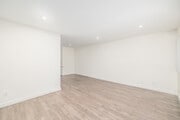 1BR, 1BA - 648SF - Living Room - Parc Meridien