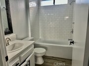 Photo - 834 W 17th St Townhome