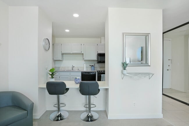 Photo - 3050 Rue D’Orleans Unit 436