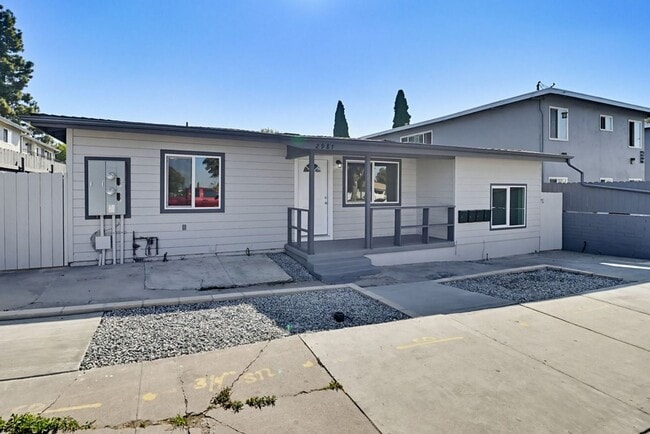 Building Photo - 54TH STREET 2985-2987 #1 FRONT Unit 2985