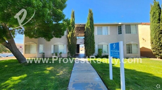 Building Photo - 16687 Zenda St Unit 4 Rental